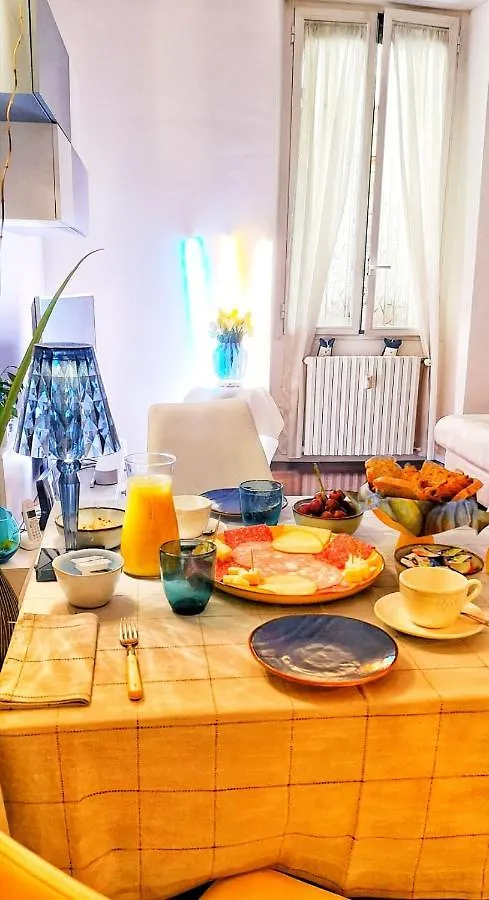 ベッド・アンド・ブレックファスト Suite And The City Milan B&B